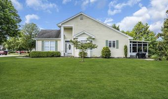 7 Woodlake Ct, Barnegat, NJ 08005