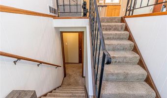102 Ross Gdn NW, Alexandria, MN 56308