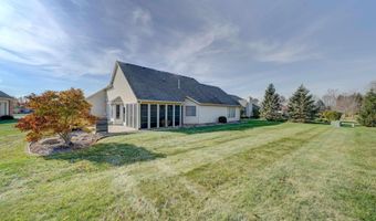 1908 Bent Tree Ct, Auburn, IN 46706