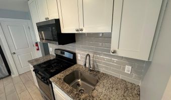 92 Woodland Dr, Aberdeen, NJ 07735