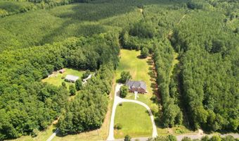 1505 Chestnut Grv, Appomattox, VA 24522