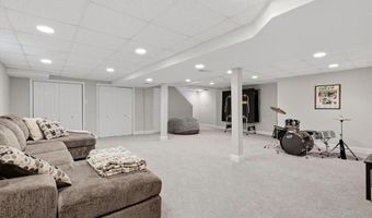 746 WRIGHT Dr, Ambler, PA 19002