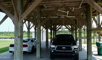 9019 St. Teresa Dr, Bay St. Louis, MS 39520