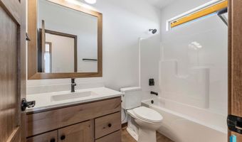 2308 E Brek St, Brandon, SD 57005