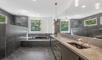 11915 GLEN Ml, Potomac, MD 20854