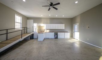 3 Doss Ln, Batesville, AR 72501