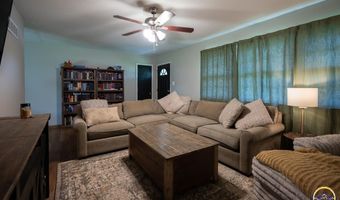 151 W 4th St, Auburn, KS 66402