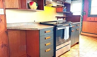 10 Elm Blvd, Babbitt, MN 55706