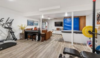 7 Maloney Ln, Middletown, RI 02842