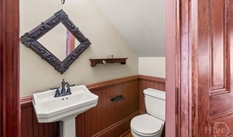 212 Yancey Rd, Arnoldsville, GA 30619
