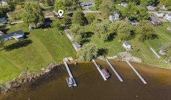 3309 Dumont Lake Dr, Allegan, MI 49010