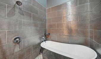 14098 S 176th Rd, Adams, NE 68301