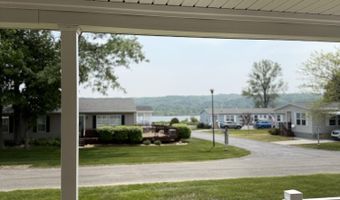 3287 Lakeland Dr, Arcadia, MI 49613