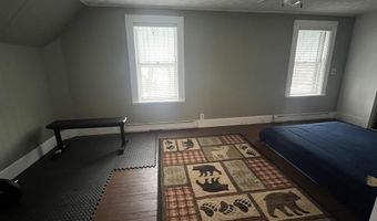 86 Elm St, Berlin, NH 03570