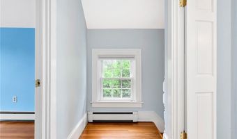 1 Slocum St, Newport, RI 02840