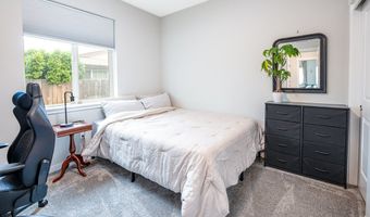 3601 CHICAGO St, Albany, OR 97322