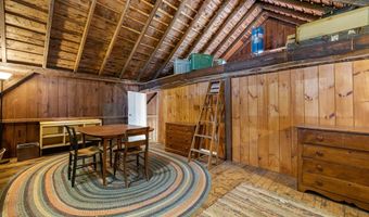 24 Liberty St, Clinton, CT 06413