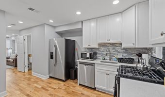 712 N DUNCAN St, Baltimore, MD 21205