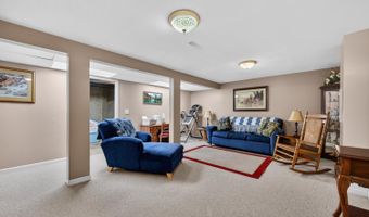 601 Pleasant View Dr, Aurora, IN 47001