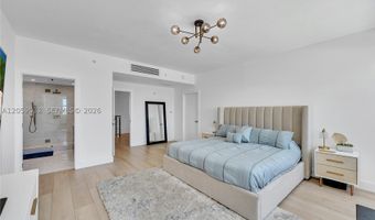 3330 NE 190th St Uph11, Aventura, FL 33180