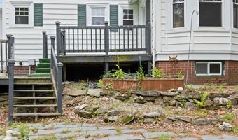 175 Summer St, Auburn, ME 04210