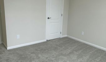 719 W Spaniel Dr, Ann Arbor, MI 48108