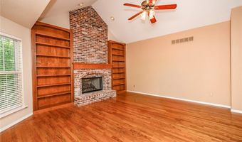 742 Arbor Ridge Ct, Ballwin, MO 63021