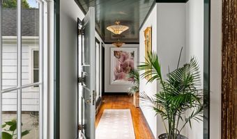 124 Harrison Ave, Newport, RI 02840