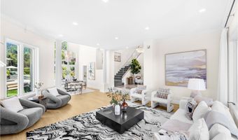 8125 E Oxley Ct, Anaheim, CA 92808