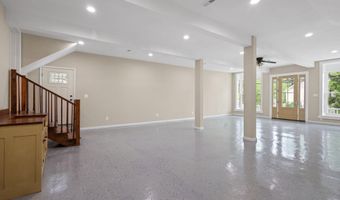 8519 CHESTNUT Ave, Bowie, MD 20715