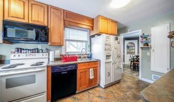 3129 Lincoln Dr, Ashtabula, OH 44004