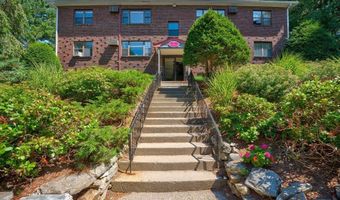 35 Swanson Ct 32D, Boxborough, MA 01719