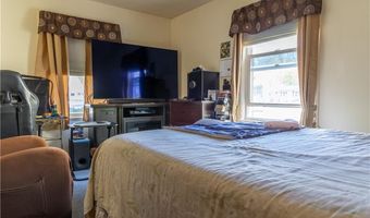 132 Bakers Creek Rd, Warwick, RI 02886