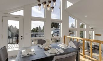 126 N OCEAN Ave, Rockaway Beach, OR 97136