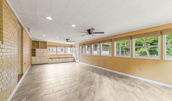 1101 Bernard Blvd, Abbeville, LA 70510