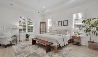 6 Meridian Point Dr, Bluffton, SC 29910