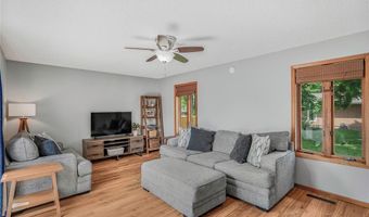 1310 20th St, Ames, IA 50010