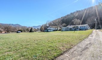 385 Aquone, Andrews, NC 28901