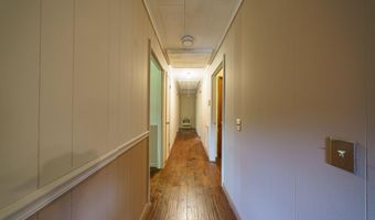 2389 Newport Rd, Batesville, AR 72501