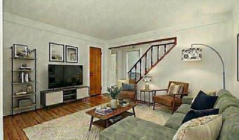 9885 Hubert Ave, Allen Park, MI 48101