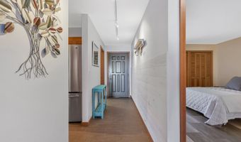 1 3RD St 204, Astoria, OR 97103