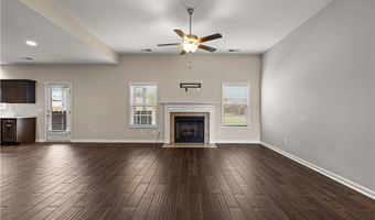802 W RICHLAND Cir, Auburn, AL 36832