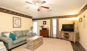 5937 Old Jackson Rd, Bells, TN 38006