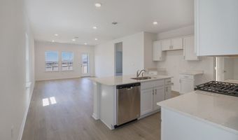 338 Amy St, Angleton, TX 77515