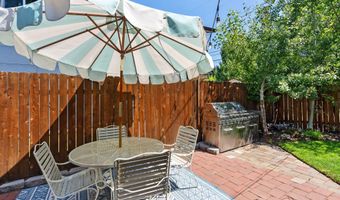 820 NW 12th St, Bend, OR 97703