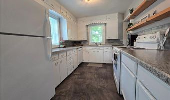 818 Kenwood St, Alexandria, MN 56308