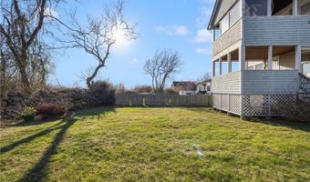 110 HOUSTON Ave, Narragansett, RI 02882