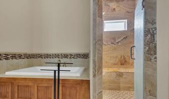 431 Summer Lake Dr, Bedford, IN 47421