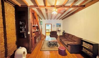 921 W Chew St, Allentown, PA 18102