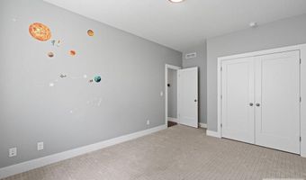 6147 Beacon Ln, Chubbuck, ID 83202